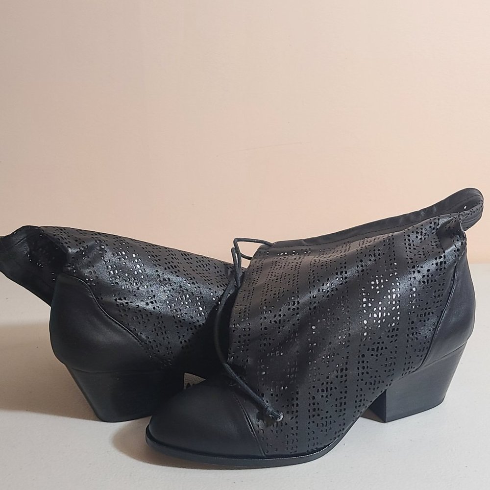 NWB Vivienne Westwood Black Sandals Runway Women Sz 9 See Photos MSRP 500+